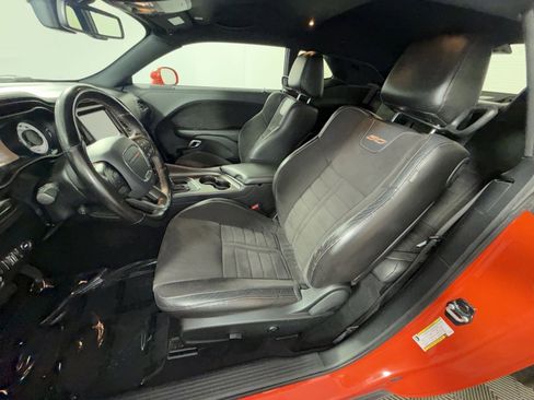 Used 2020 Dodge Challenger R/T Scat Pack image 13