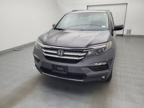 Used 2017 Honda Pilot Touring image 15