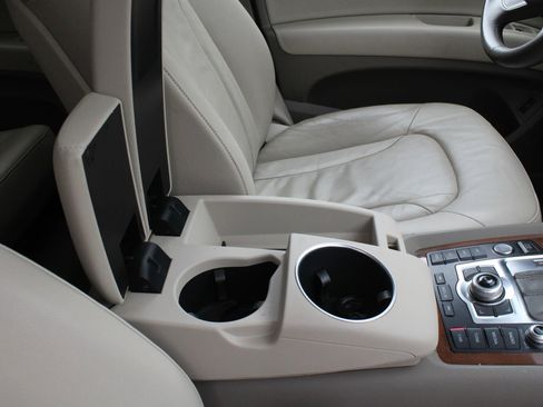 Used 2014 Audi Q7 3.0T Premium Plus w/ Premium Plus Package image 42