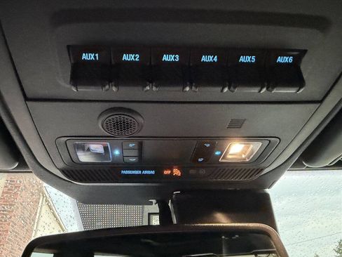 Used 2023 Ford Bronco Wildtrak AWD/4WD image 14