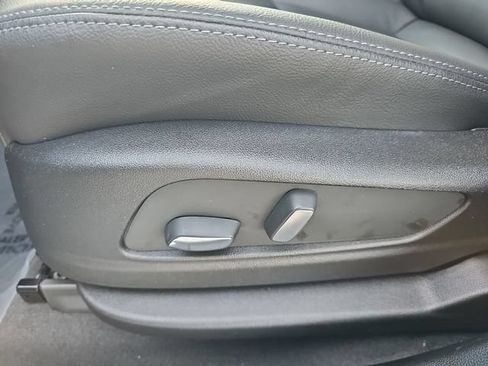 Used 2026 Cadillac XT5 Luxury w/ LPO, Floor Liner Package AWD/4WD image 29