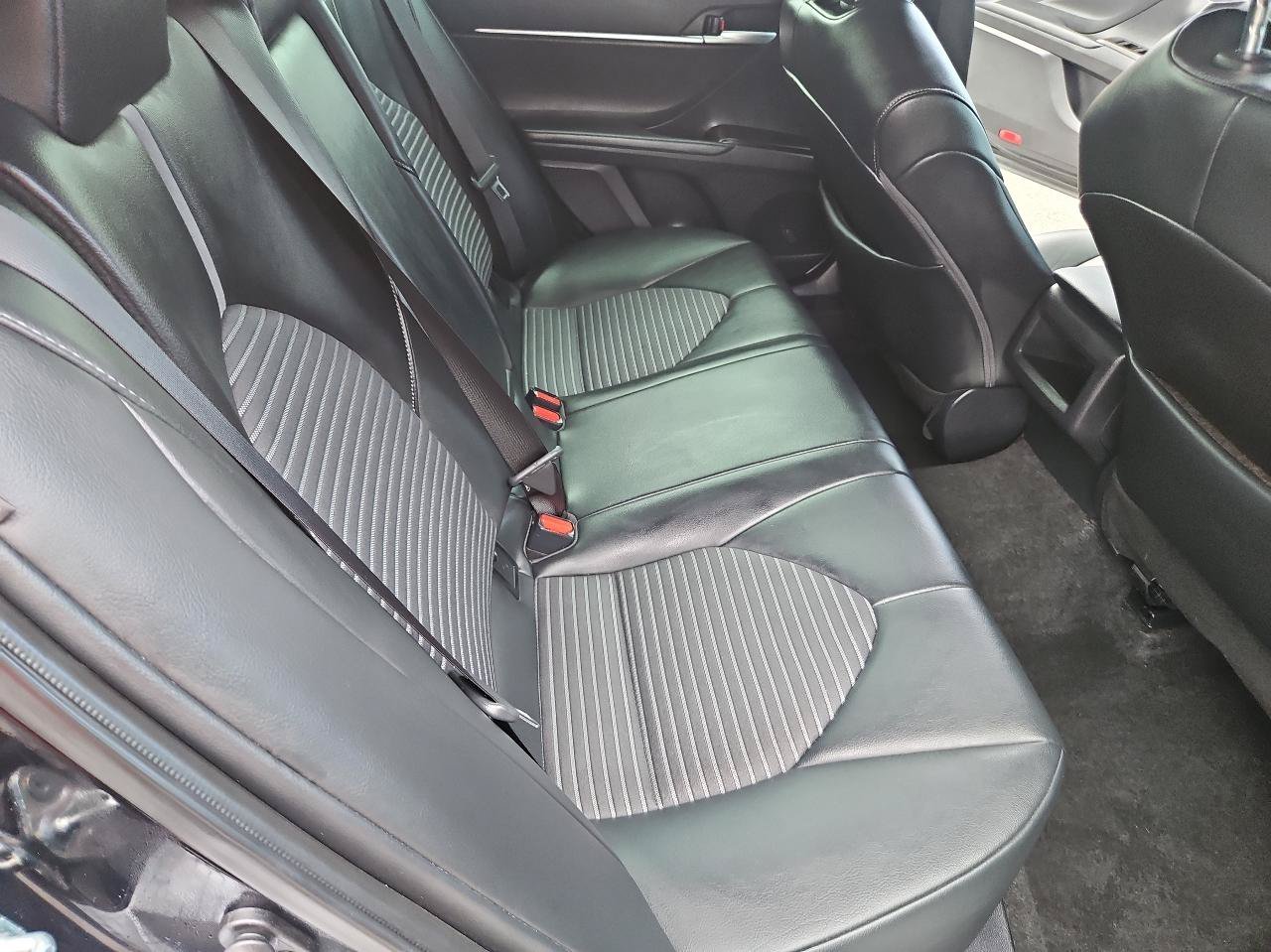 Used 2023 Toyota Camry SE FWD image 19