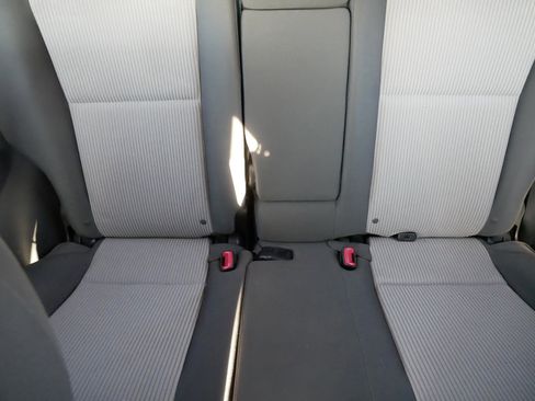 Used 2014 Toyota RAV4 LE image 13