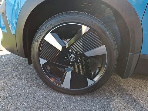 New 2026 Nissan Kicks SR w/ Cold Weather Package image 4