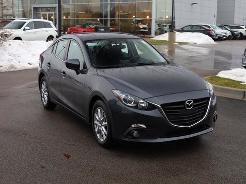 Used 2015 MAZDA MAZDA3 i Touring image 2