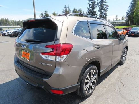 Used 2021 Subaru Forester Limited w/ Popular Package #3 AWD/4WD image 8