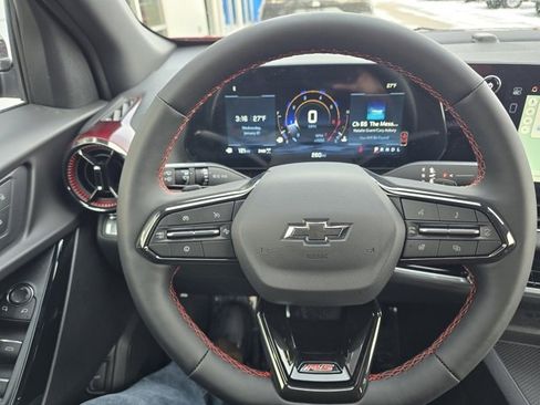 New 2026 Chevrolet Equinox RS image 17