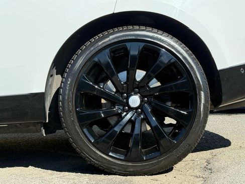 Used 2023 Land Rover Range Rover SE image 34