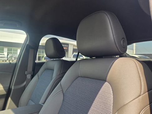 Used 2026 Buick Envista Preferred FWD image 5