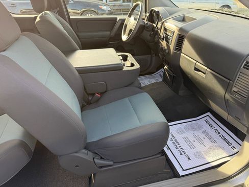 Used 2004 Nissan Titan XE image 11