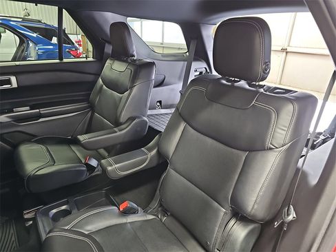 Used 2020 Ford Explorer ST w/ Premium Technology Package image 13