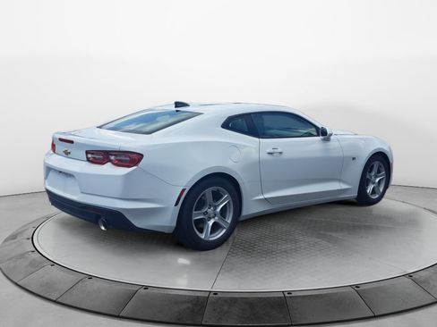 Used 2023 Chevrolet Camaro LT RWD image 7
