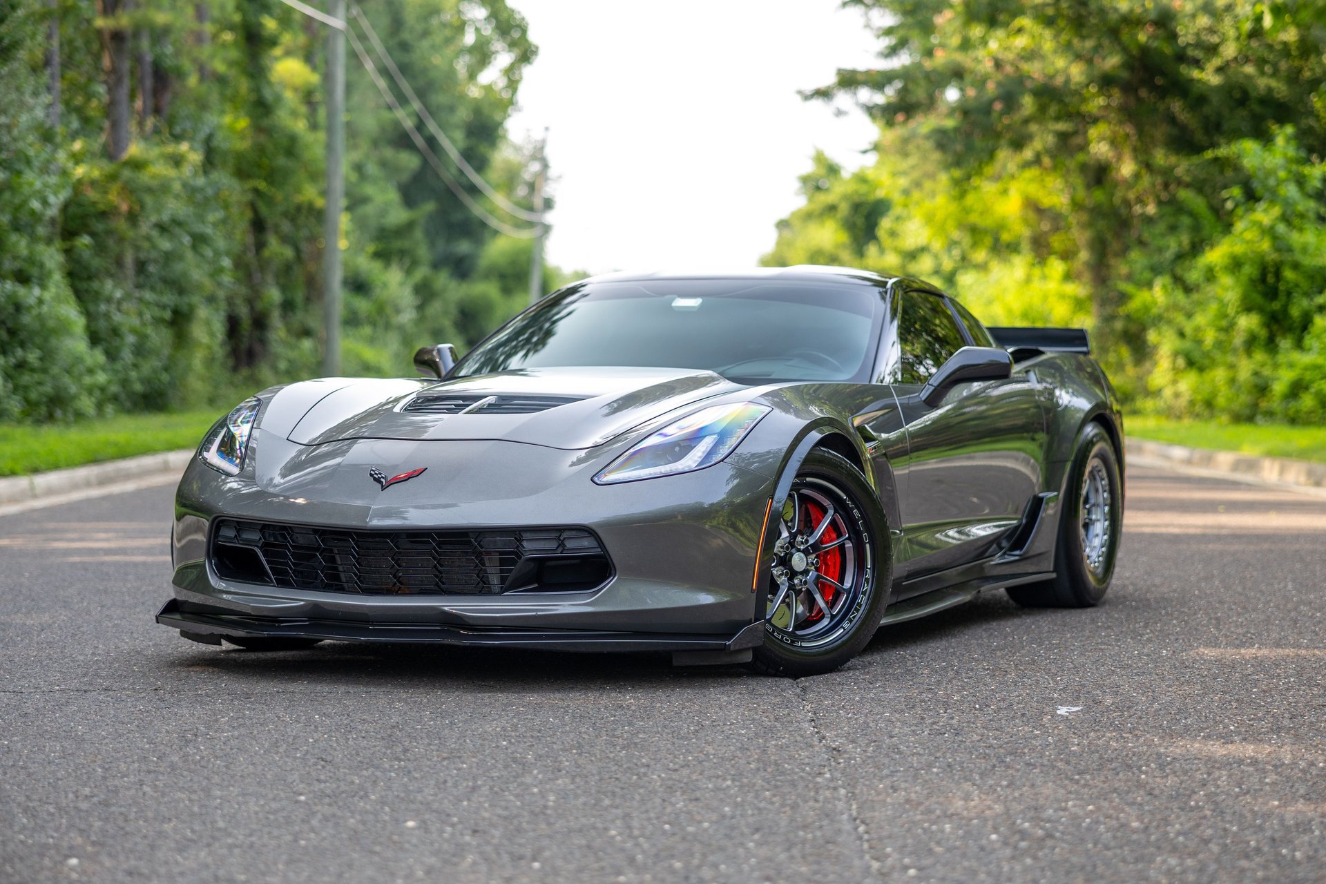 Used 2016 Chevrolet Corvette Z06 w/ Battery Protection Package RWD image 2