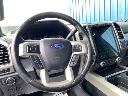 Used 2020 Ford F550 4x4 Regular Cab Super Duty image 32