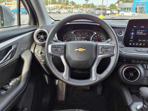 Used 2024 Chevrolet Blazer LT w/ Convenience Package FWD image 24