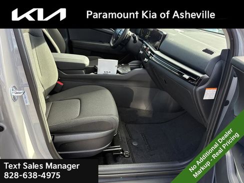 New 2026 Kia Sportage S image 18