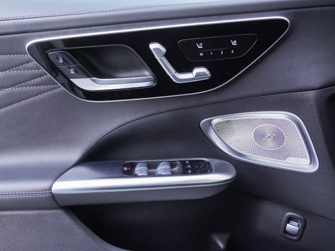 Used 2022 Mercedes-Benz C 300 Sedan image 15