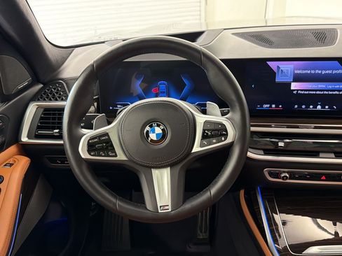 Used 2026 BMW X7 xDrive40i AWD/4WD image 11