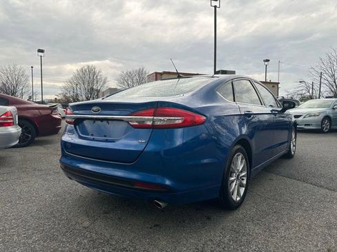 Used 2017 Ford Fusion SE image 5