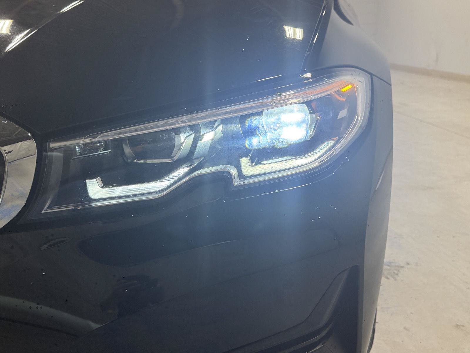 Used 2021 BMW 330i xDrive Sedan w/ Convenience Package AWD/4WD image 30