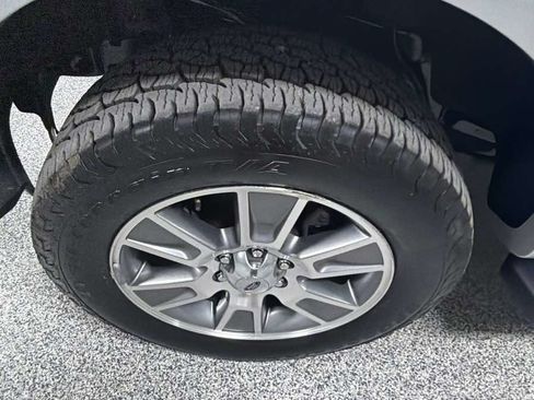 Used 2014 Ford F150 Lariat w/ Equipment Group 502A Luxury AWD/4WD image 44
