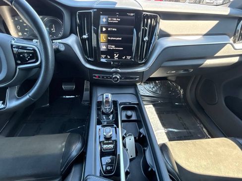 Used 2022 Volvo XC90 T8 Inscription Expression w/ Advanced Package AWD/4WD image 22