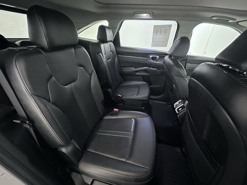Used 2023 Kia Sorento SX FWD image 45