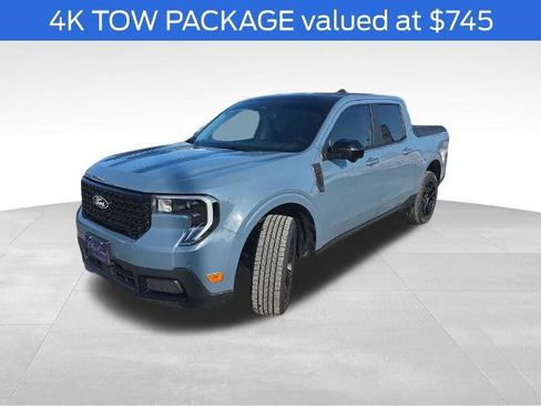 Certified 2025 Ford Maverick Lariat w/ Black Appearance Package image 4