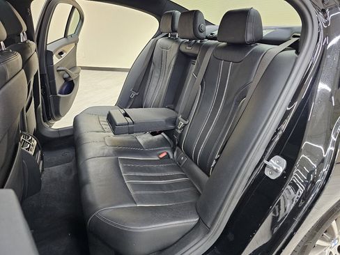 Used 2018 BMW 530e image 26