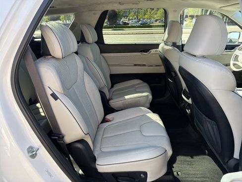 Used 2024 Hyundai Palisade Calligraphy AWD/4WD image 24