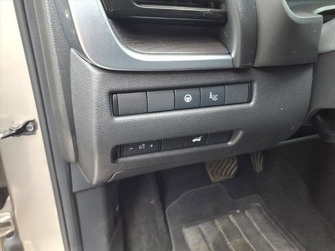 Used 2021 Nissan Rogue Platinum AWD/4WD image 25