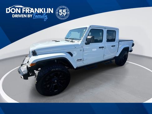 Used 2021 Jeep Gladiator Overland w/ Popular Equipment Package image 1