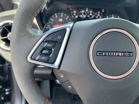 Used 2018 Chevrolet Camaro ZL1 RWD image 23