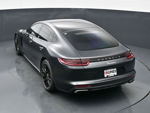 Used 2020 Porsche Panamera 4 AWD/4WD image 33