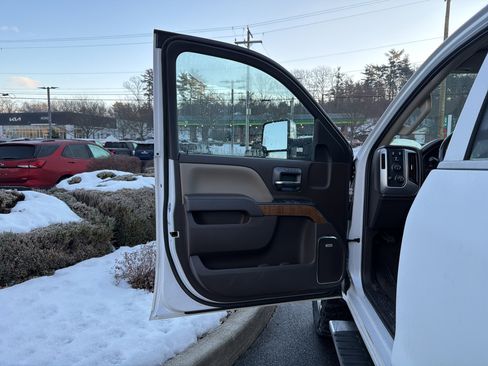 Used 2019 GMC Sierra 2500 SLT image 11