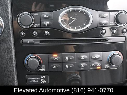 Used 2017 INFINITI QX70 AWD image 20