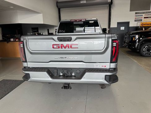 New 2026 GMC Sierra 2500 AT4 w/ AT4 Premium Plus Package image 6