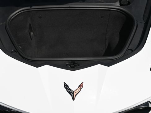 Used 2022 Chevrolet Corvette Stingray Preferred Conv w/ Z51 Performance Package RWD image 31