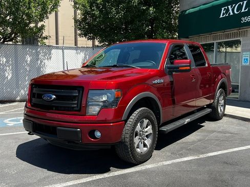 Used 2014 Ford F150 FX4 w/ Equipment Group 402A Luxury AWD/4WD image 3