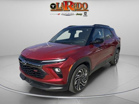 Used 2024 Chevrolet TrailBlazer RS w/ Convenience Package image 3