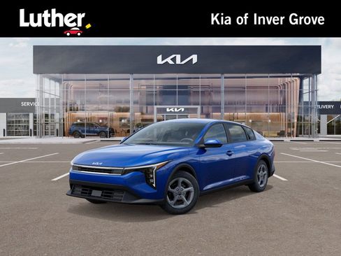 New 2025 Kia K4 LXS image 1