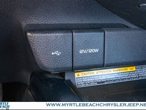 Used 2020 Toyota Camry XSE image 23