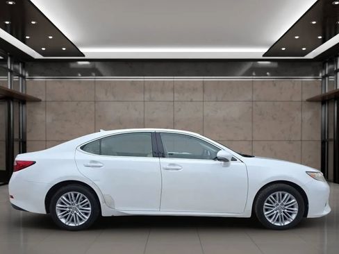 Used 2013 Lexus ES 350 image 8
