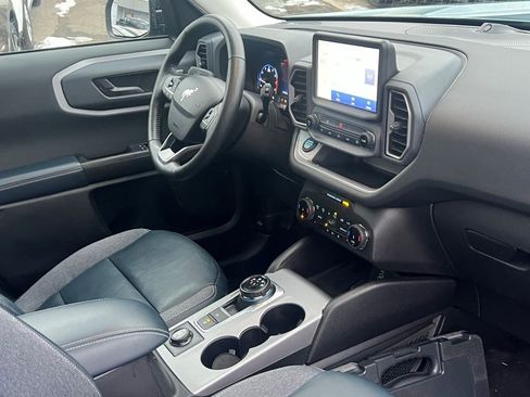 Used 2023 Ford Bronco Sport Outer Banks w/ Tech Package image 9