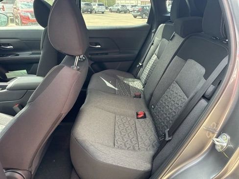New 2026 Nissan Kicks SV w/ Charging Package FWD image 8
