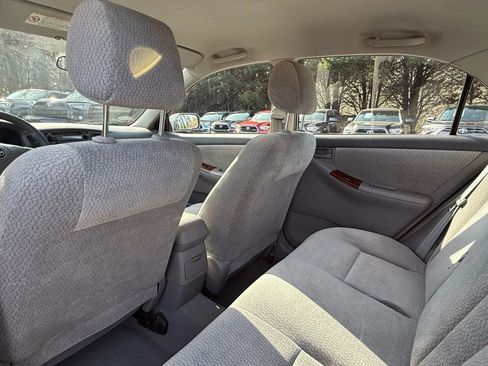 Used 2003 Toyota Corolla LE image 16