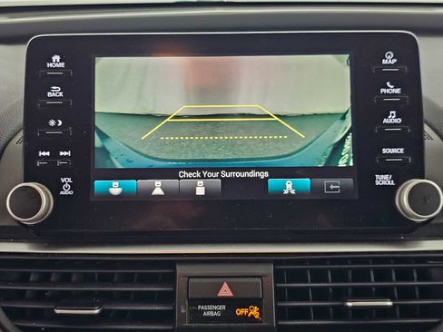 Used 2018 Honda Accord Touring image 26