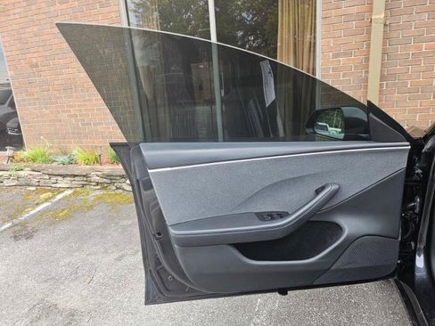 Used 2024 Tesla Model 3 Long Range RWD image 35