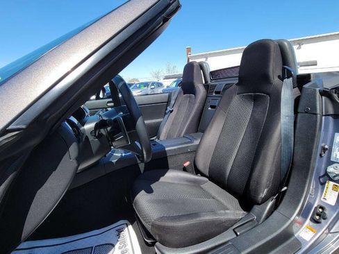 Used 2006 MAZDA MX-5 Miata Touring RWD image 20
