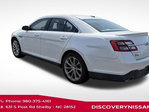 Used 2015 Ford Taurus Limited w/ Equipment Group 301A FWD image 3